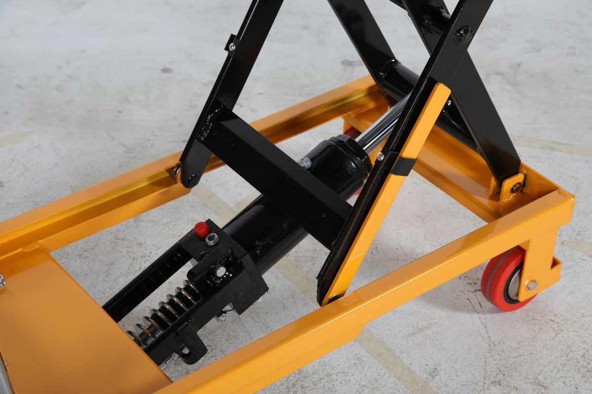 Lyftbord med fotpump SP 150 LB, 150kg