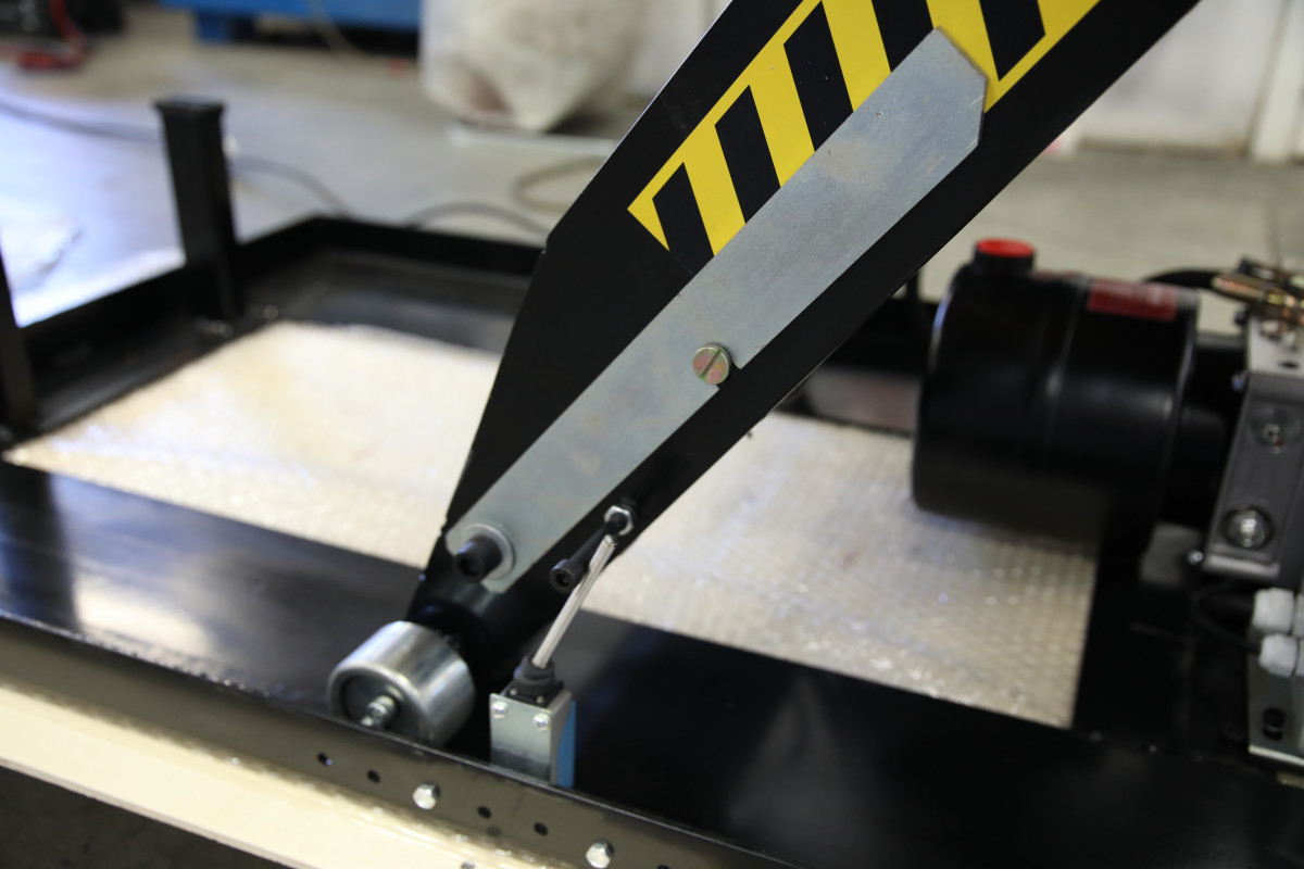 Lyftbord 3000kg, 800x1300mm