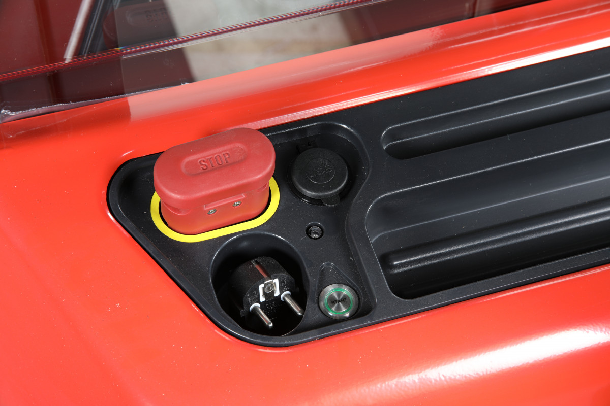 Ledstaplare PS12N EDGE 1600mm