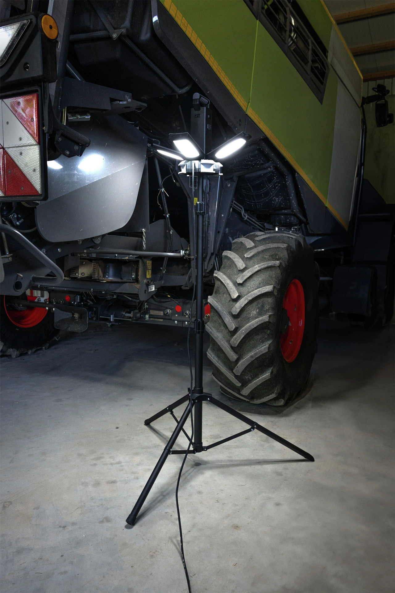 Arbetsbelysning 14000lm 230V med stativ