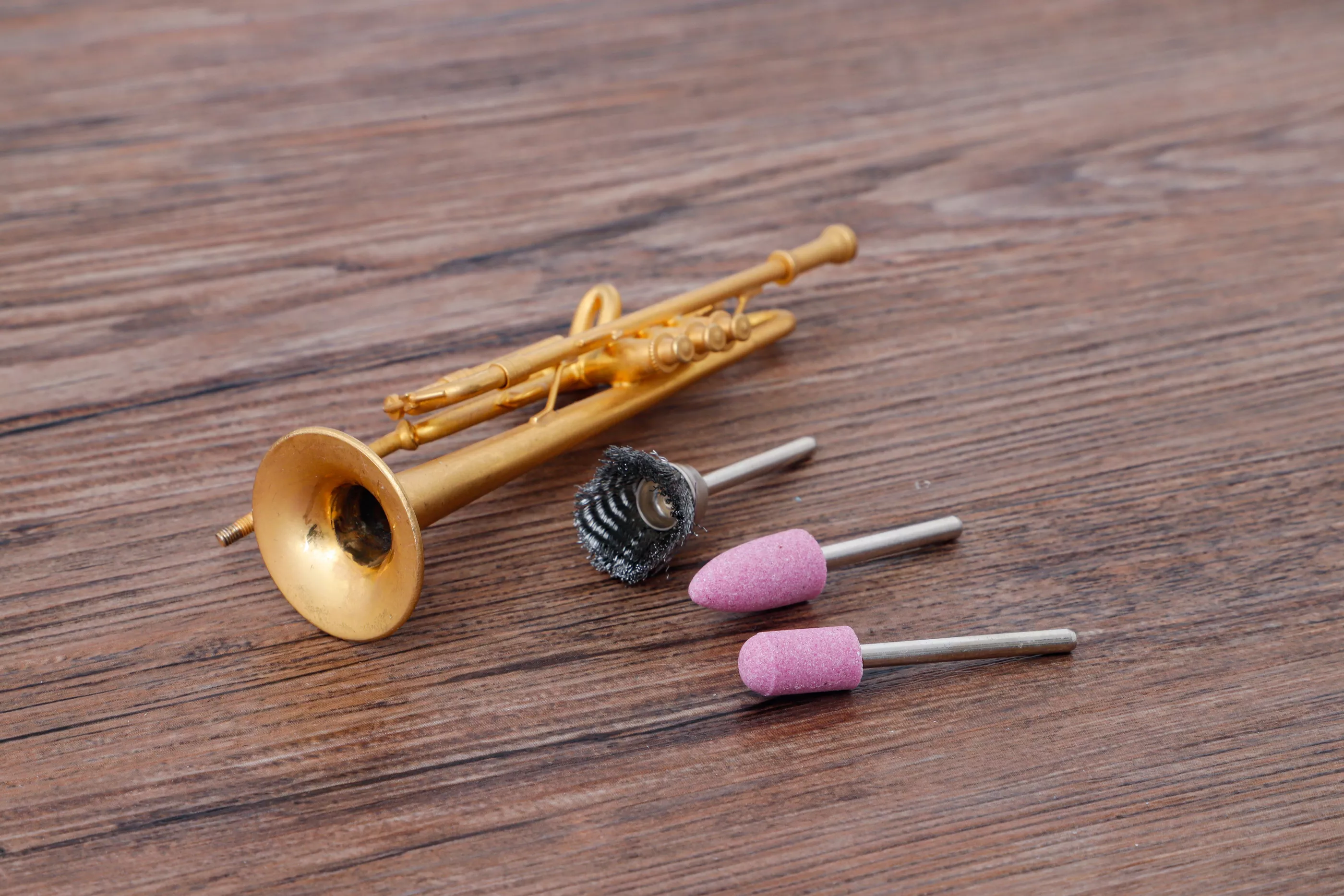 Slipskivor och stål- / plastborste-sats | 12 delar