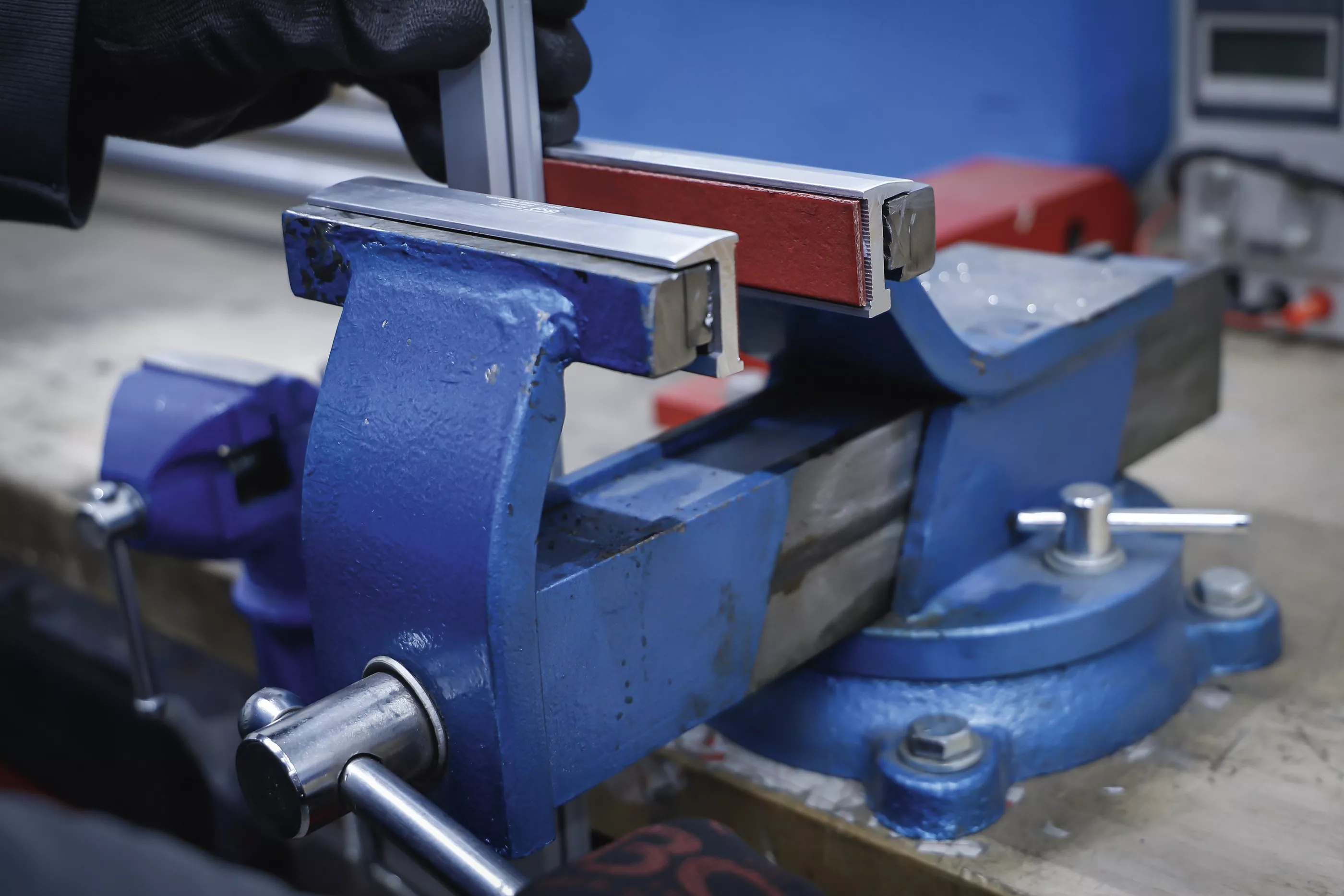 Skruvstycke-Skyddsbackar | Aluminium | Bredd 125 mm | 2 delar