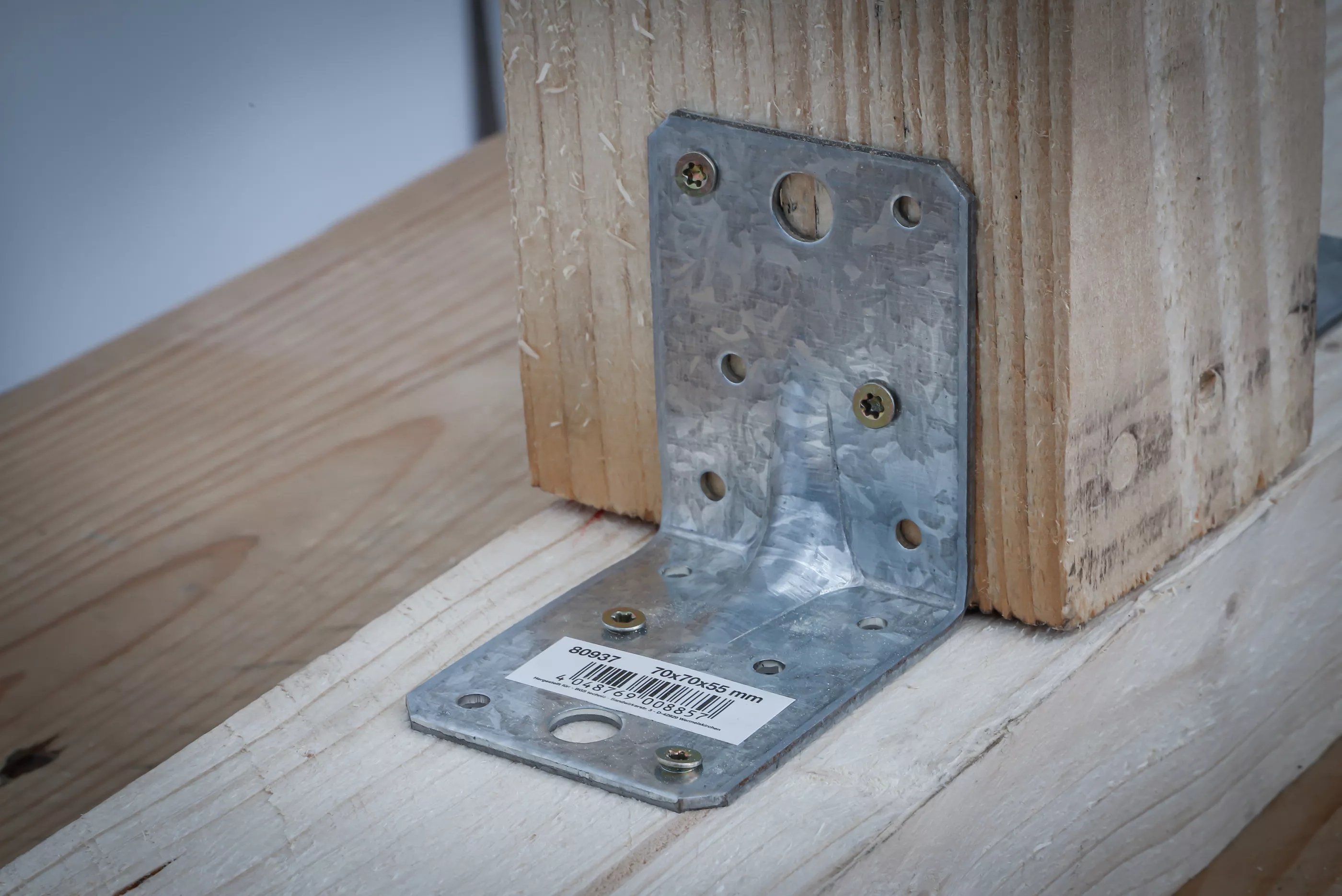 Vinkelbeslag | Med förstärkning | 70 x 70 x 55 x 2,5 mm