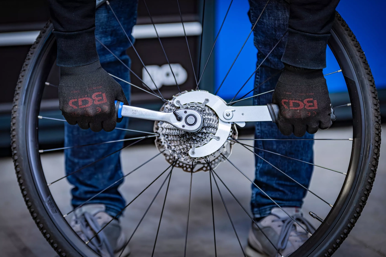 Låsringshylsa | med centreringsstift | för 12 mm insticksaxlar