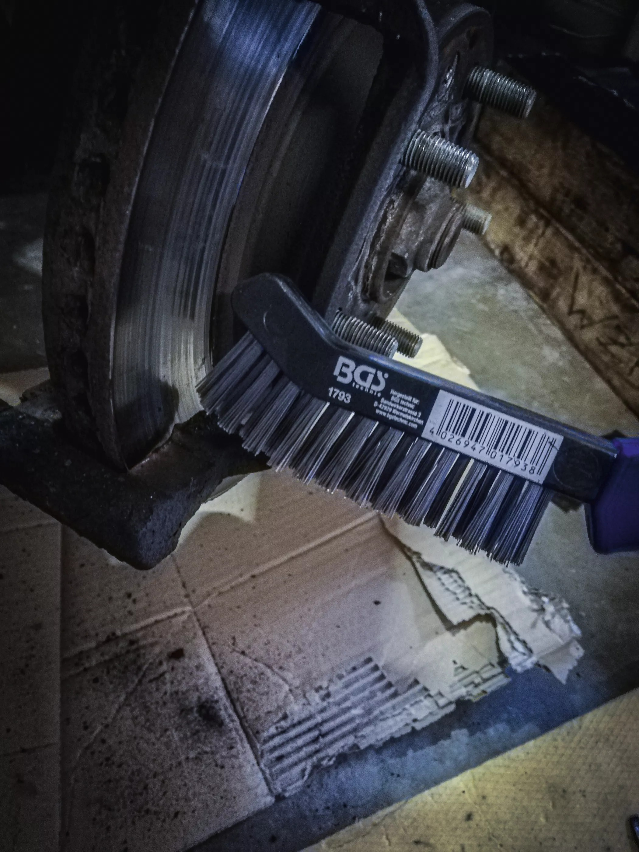 Bromsoksborste | Böjd | 230 mm