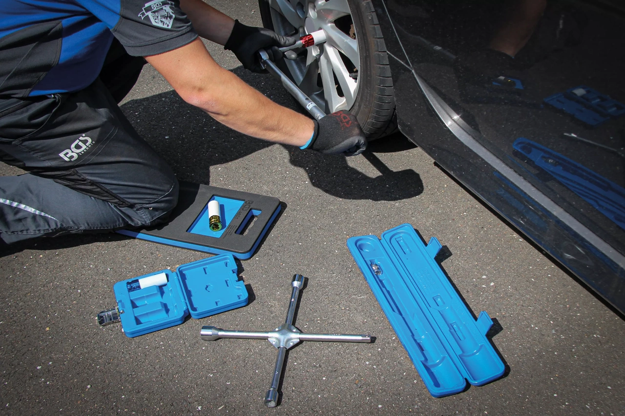 Hjulbyte-sats med förflyttnings-domkraft 1,5 t | 10 delar