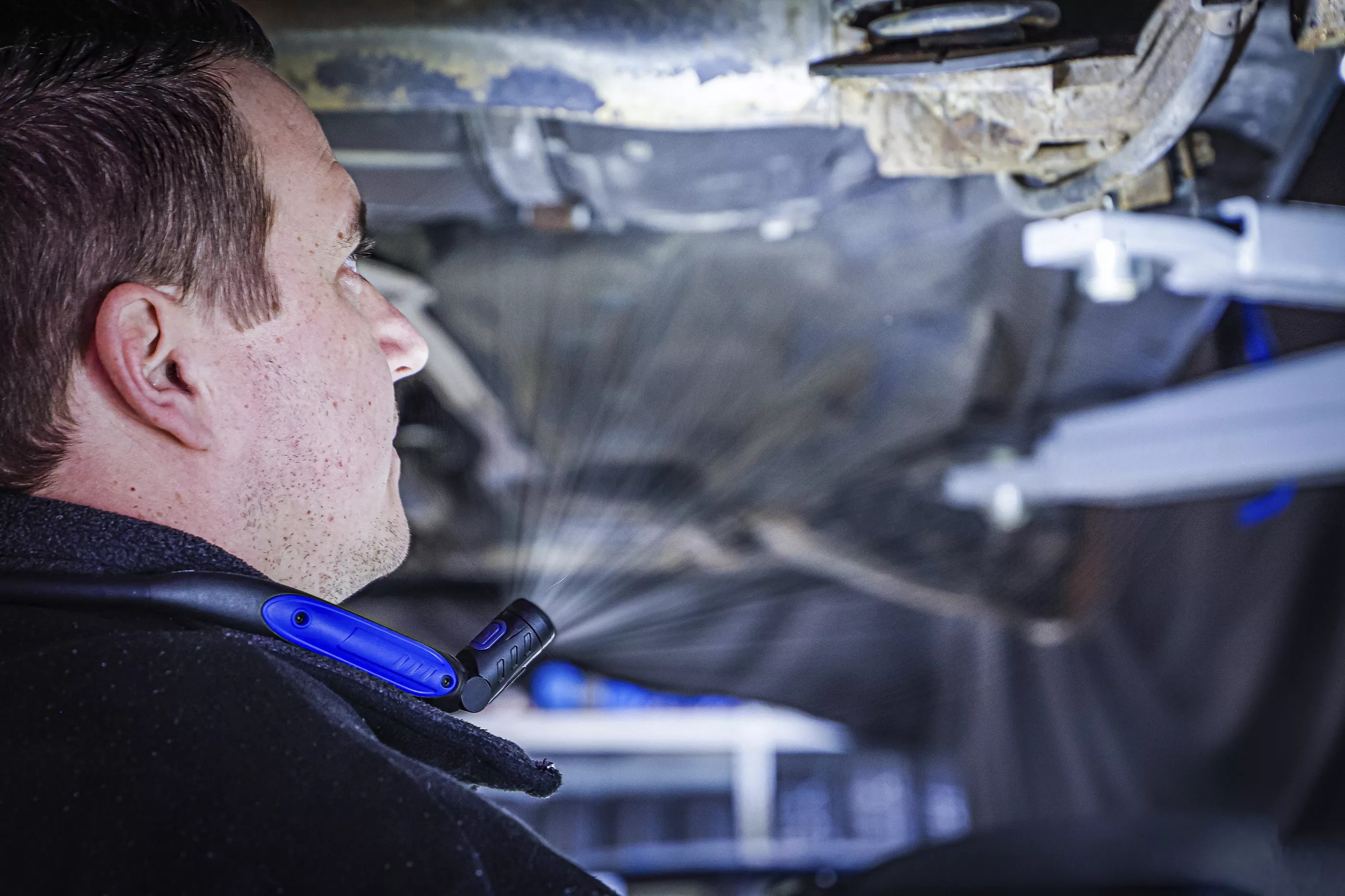 COB-LED-Verkstads-Nacklampa