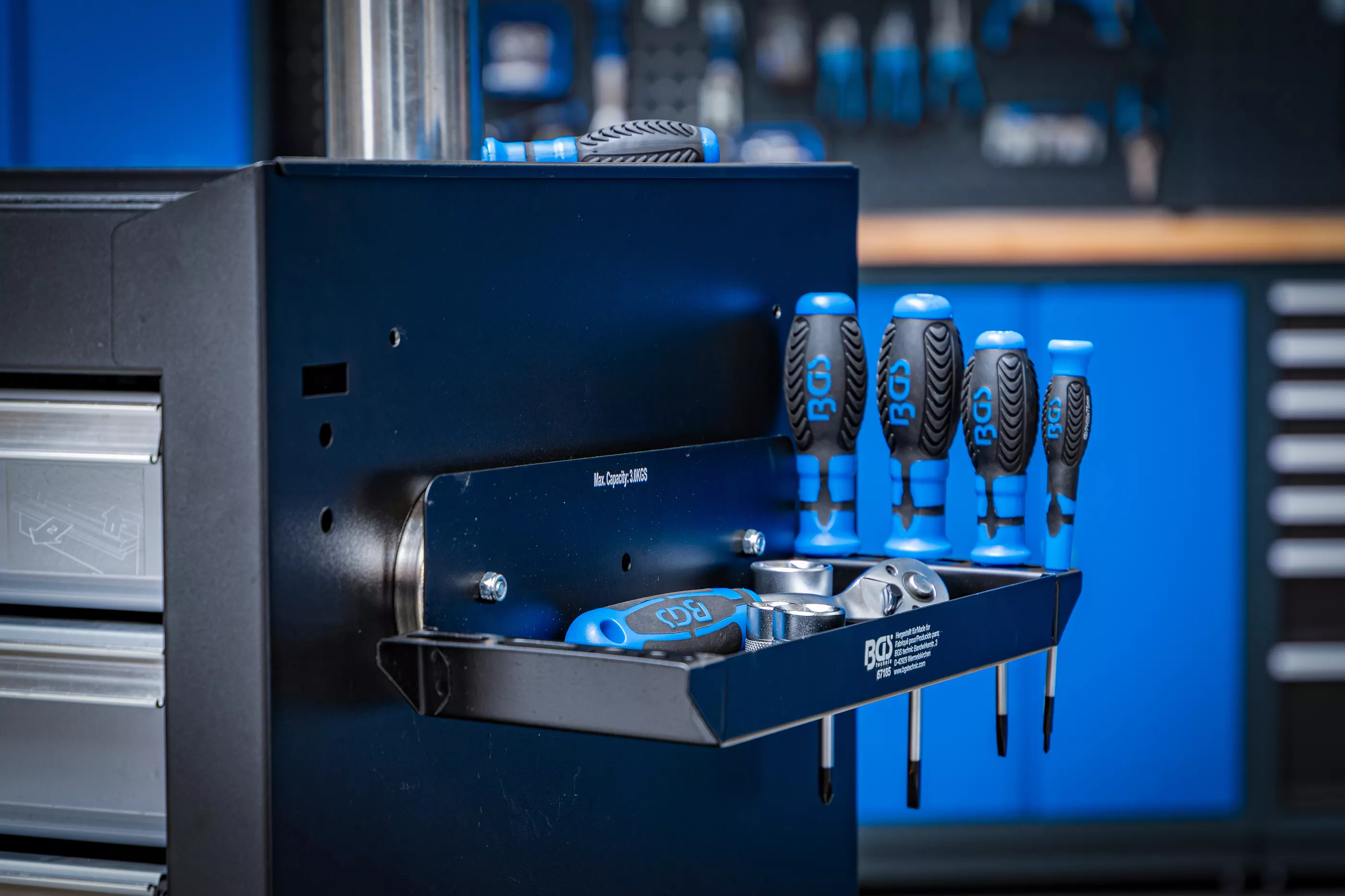 Magnetisk förvaringsbricka | med sidoskruvmejselhållare