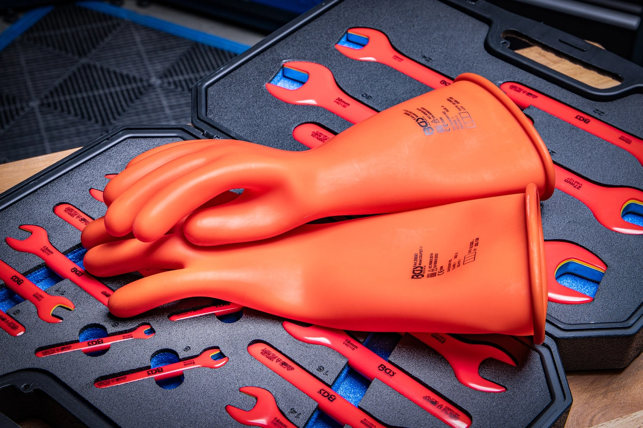 Elektrikerskyddshandskar | med naturlatex skyddande isolering | stl. 11 (XXL)