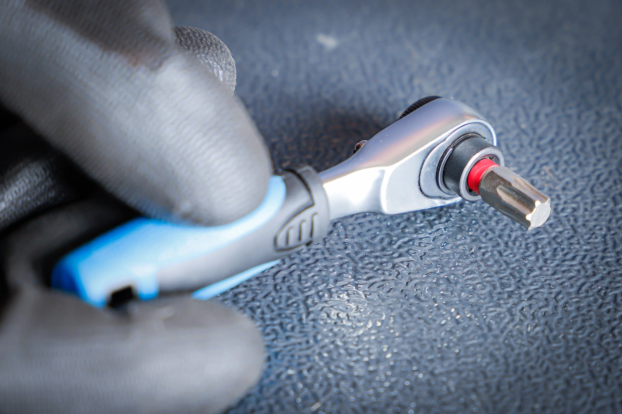 Color-Bit-sats | med spärrskaft för bits | Yttre sexkant 6,3 mm (1/4") | 43 delar