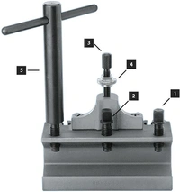 Fyrkantsskruv för svarvstålshållare M7x1X23mm