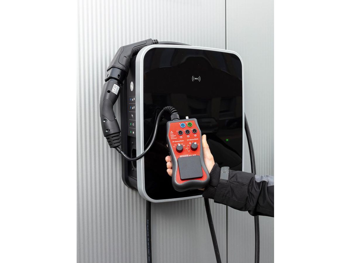 Testadapter EV 3-2 för fordonsladdstationer