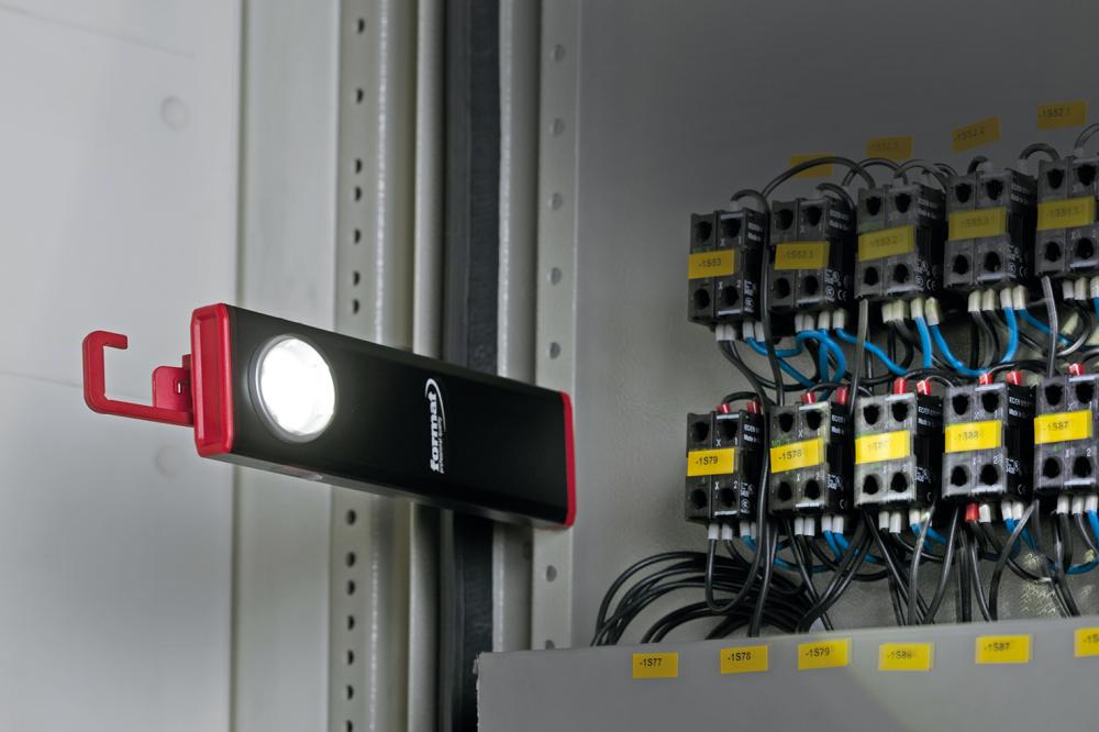 Handlampa Led 60/200lm uppladdningsbar, magnetfäste IP54