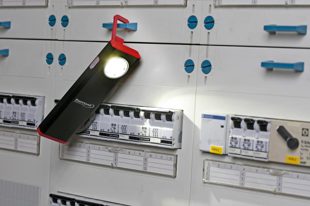 Handlampa Led 60/200lm uppladdningsbar, magnetfäste IP54